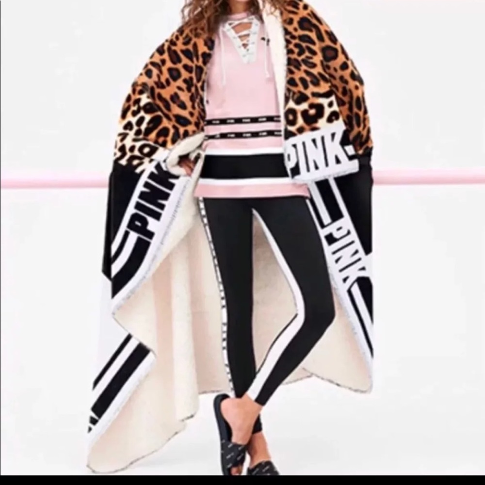 Pink vs blanket